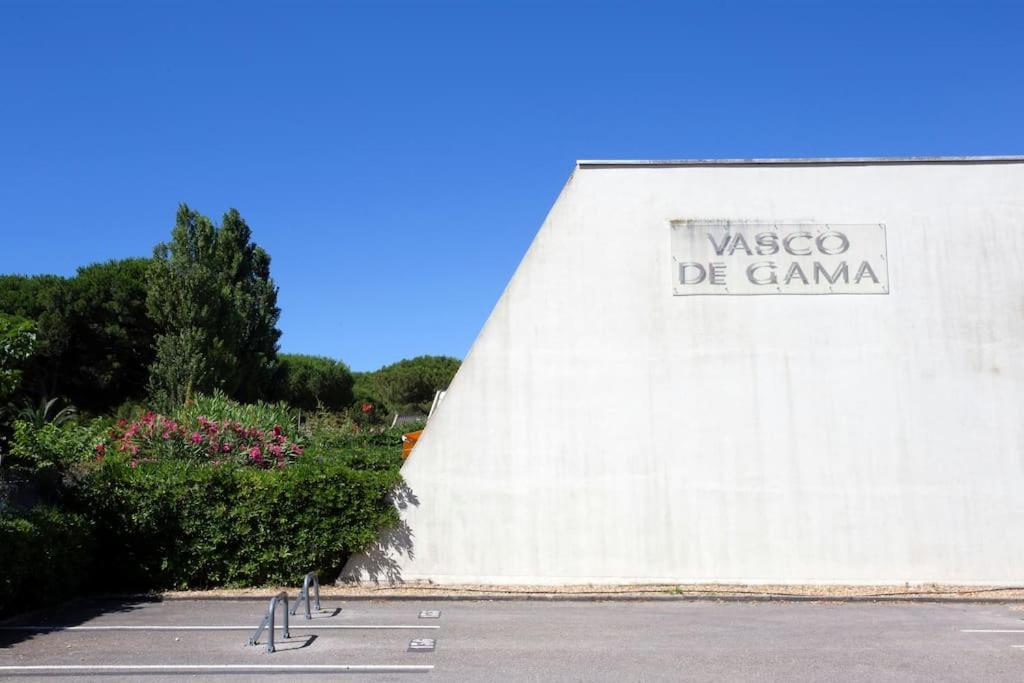 Chez Alexandra - Elegant Studio Avec Parking A Proximite Des Plages La Grande Motte Exterior foto